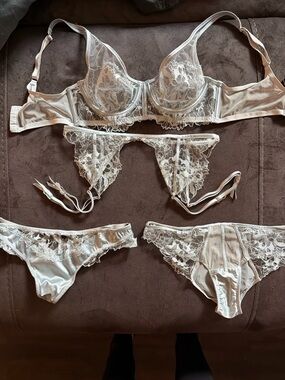 Victoria's Secret Dusty Blue Floral Lace Underwire Bra, Garter and Panties